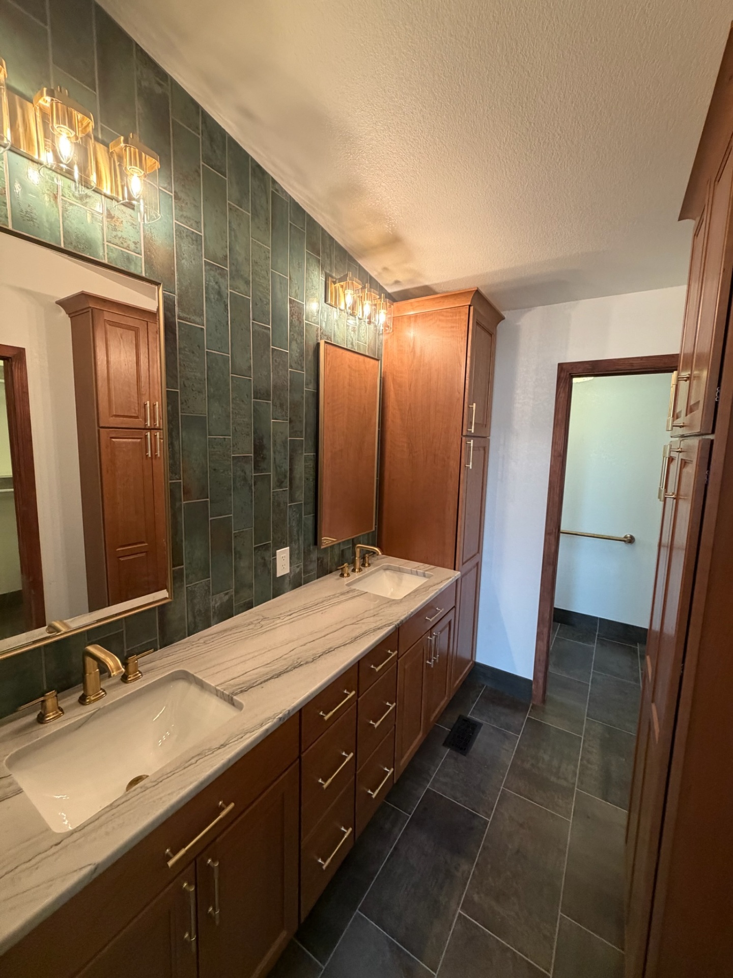Watkins Master Vanity Wall